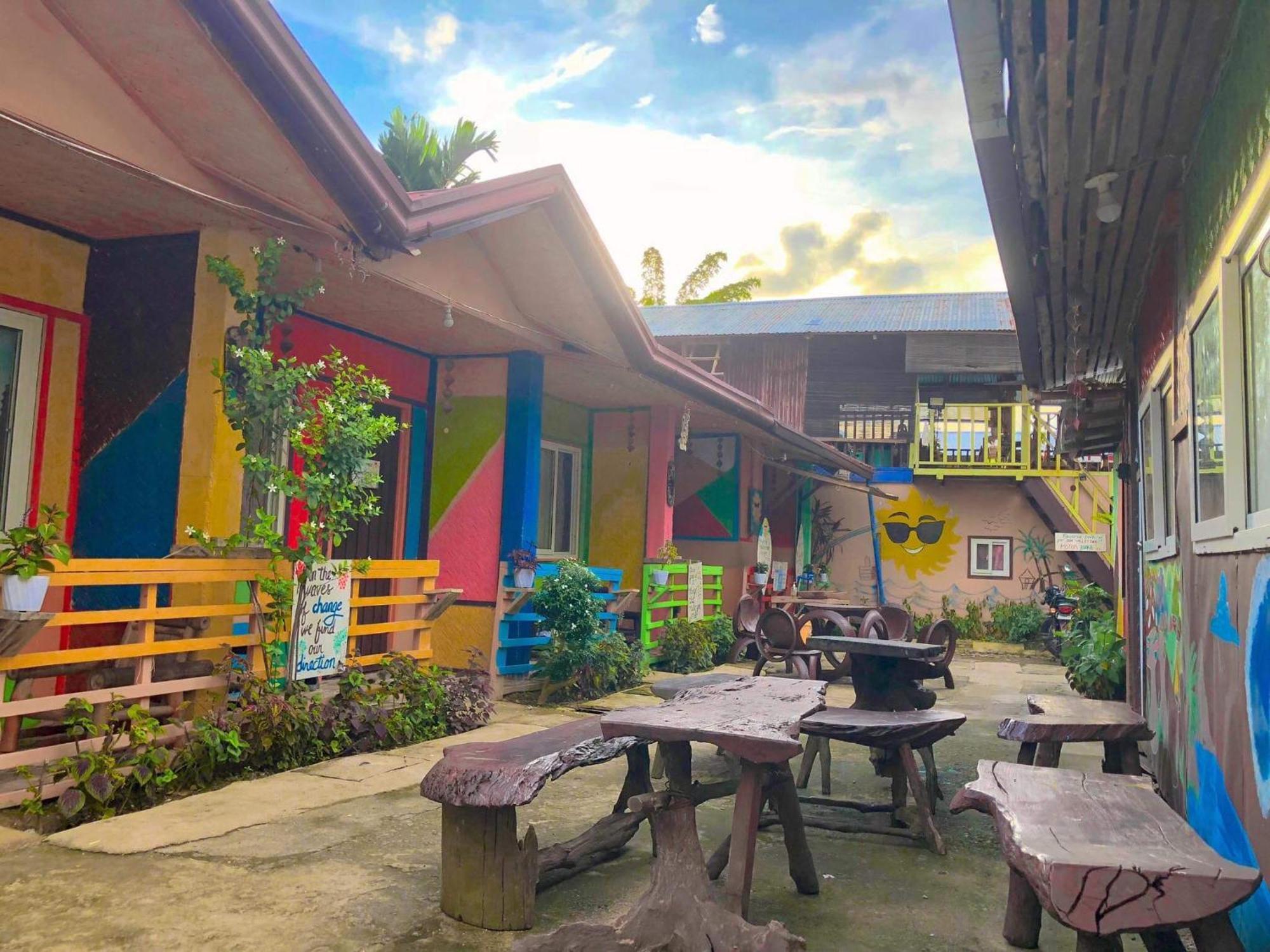 Sun Valley Hostel El Nido Exterior photo